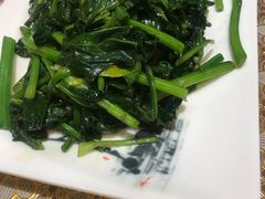 蒜蓉菠菜-芳芳餐厅(白沙路店)