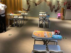 大堂-海底捞火锅鲜切牛肉主题店(长寿路店)
