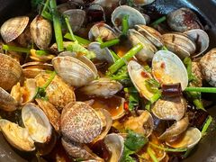 -蚝堡海鲜·威海菜·海肠捞饭·烧烤·亚洲吃蚝公司(幸福门店)