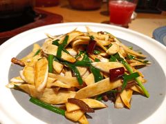 小炒茭白-荣小馆(杭州大厦店)
