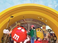 -m豆巧克力世界(上海世茂广场店)