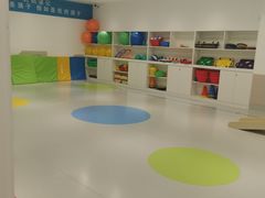 -金色雨林感统教育(北苑华贸天地店)