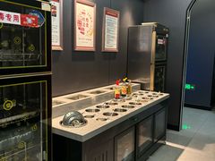 -唯爱KTV聚会餐厅(仙林东城汇店)