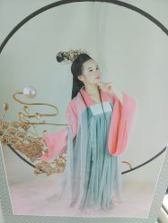 点击看大图 -盘子女人坊古装写真摄影(南京总店)