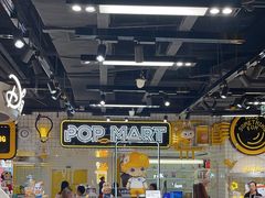 -泡泡玛特POPMART(上海环球港店)