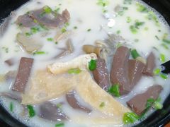 -津津老鸭粉丝馆(正东路店)