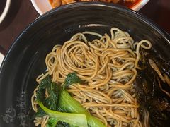 葱油拌面-大龙汤包