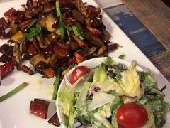 干椒野生牛肝菌-滇越乘象云南餐厅(豆各庄店)
