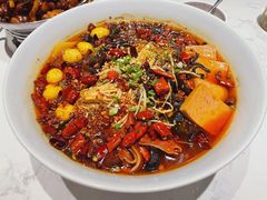 -峨嵋小镇·川菜(勒泰中心店)