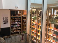 -乐蓬马歇百货公司(Rive Gauche)