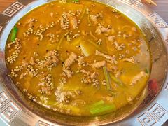 -有红鸡毛店·川菜(建设路店)