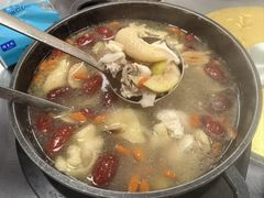 -盛得农家美食·无花果浸鸡·古法烧鸡·竹筒饭(白水寨森林海店)