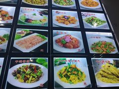 -李氏东北饺子王·铁锅炖(回龙湾店)