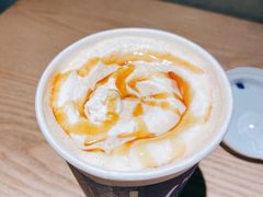 太妃榛香厚乳拿铁-瑞幸咖啡(新世界中心店)