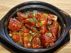 黄焖猪脚饭-土耳其烤肉饭镇江百年面霸(玉茗华城店)