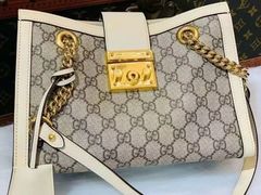 -小飞侠奢侈品回收 寄卖 养护(宝山宝龙广场店)