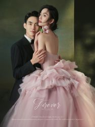 -雪中彩影婚纱摄影·微光艺术中心