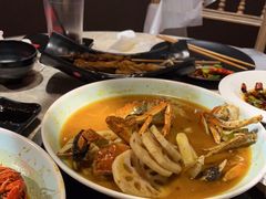 -沪小胖小龙虾(淮海中路旗舰店)