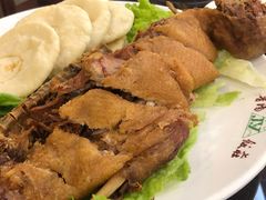 精品香酥鸭-晋阳饭庄(虎坊桥店)