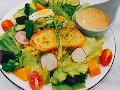 -丽莎沙拉轻食餐厅(国贸店)