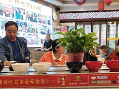 -乡党臊子面(丰庆公园店)