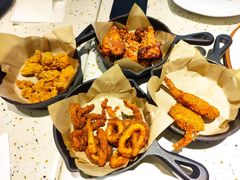 -必胜客(WOW中心城店)