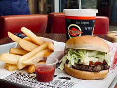 二重奏汉堡-FATBURGER 特富客汉堡(外交公寓店)