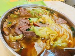 牛腩米粉-卓雅桂林米粉