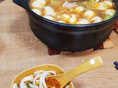 -天瑞福云南过桥米线(十里河店)