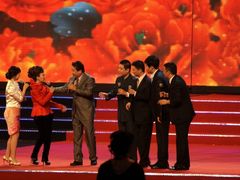 -南京奥林匹克体育中心-体育馆