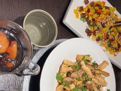 -叶芭蕉·铜锅酸汤牛肉(高铁吾悦店)