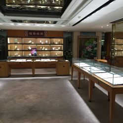 -北京七彩云南翡翠珠宝旗舰店(月坛店)
