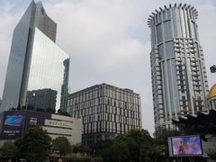 -汉口北国际商品交易中心品牌服装城