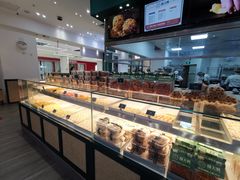 面包甜点陈列柜-酥大興·新国潮糕点配茶饮(龙岗万达黑金店)