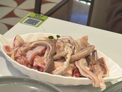 -洪氏嗨捞·广东猪肚鸡·椰子鸡火锅(西咸万象城店)