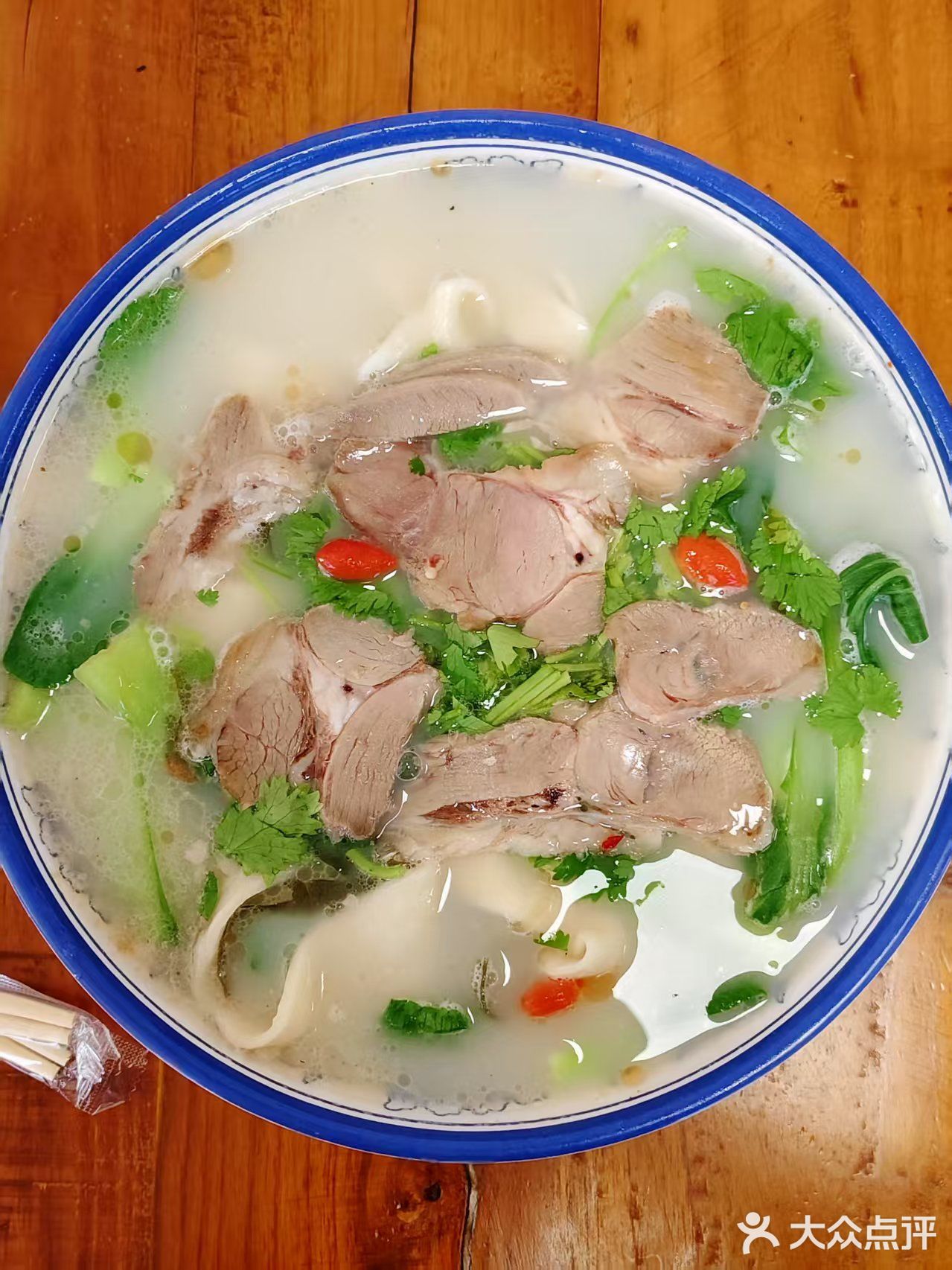 开封人每天必吃的传统手工烩面