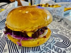 -TRIPS BURGER(大钟寺店)