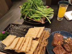 -湊湊火锅·茶憩(打浦桥日月光店)