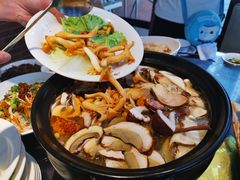 -宣威山野人家·云南菜·菌火锅(金碧店)