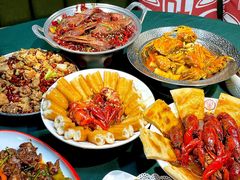 -叶派龙虾•招牌香辣蟹·海鲜(中海国际店)