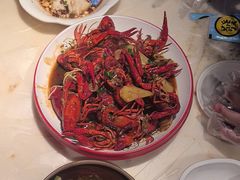 -老街烧烤大排档·地道湖北菜·龙虾馆(汉口火车站店)