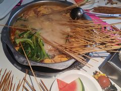 -佰人王串串香火锅(洋珠巷店)