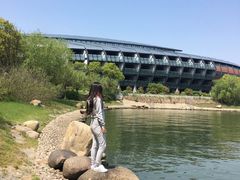 -上海滴水湖皇冠假日酒店