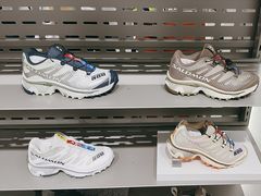 -SALOMON萨洛蒙(青岛海信店)