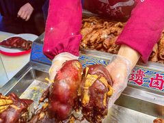 -老鼎万春卤菜(五代传承创始老店)