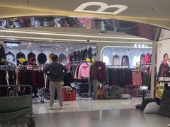 -广州白马服装市场