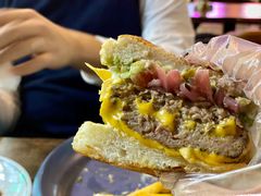 墨西哥香辣汉堡-Famous肥猫墨西哥音乐餐吧(五棵松华熙LIVE店)