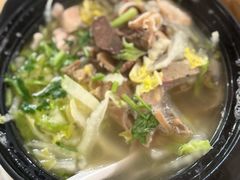 -闫家驴肉老店(华电一校店)
