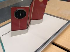 -华为授权体验店(中山公园来福士)