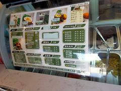 -津椰本·海南正宗椰奶清补凉(店一店)